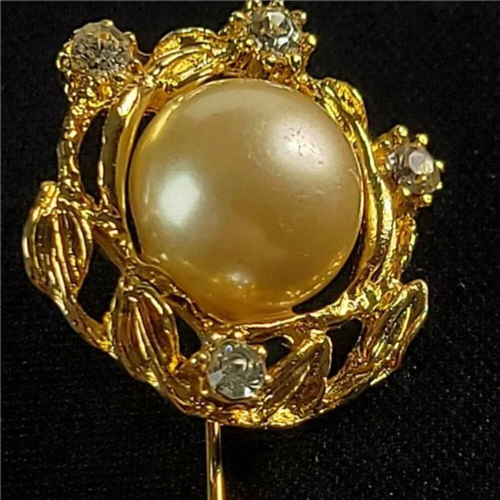 Vintage 10K Gold-Plated Filigree Lapel Pin w/ Rhinestones & Imitation Pearl 2.5